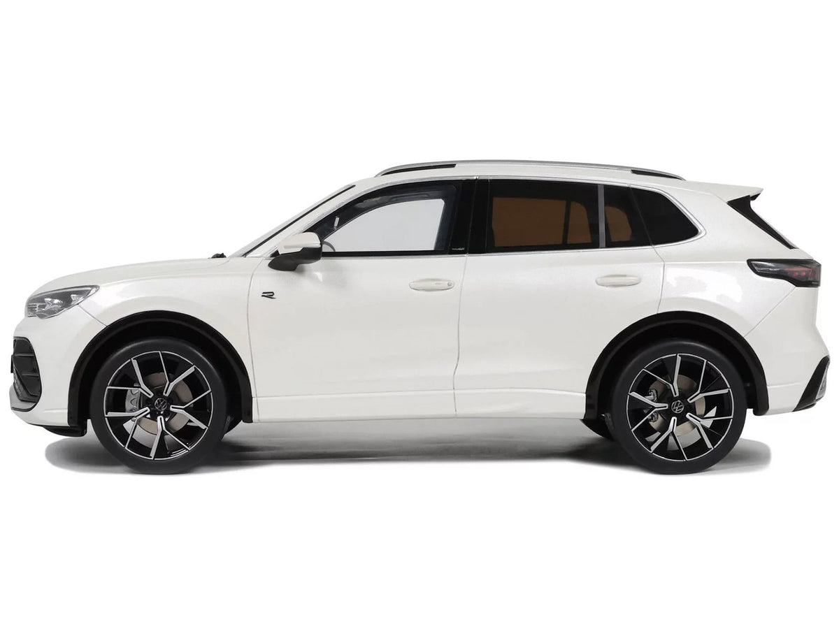 2024 Volkswagen Tiguan E Tsi R-Line Oryx White Pearl Limited Edition to 999 pieces Worldwide 1/18 Model Car by Otto Mobile-Otto Mobile-ModelCars.com