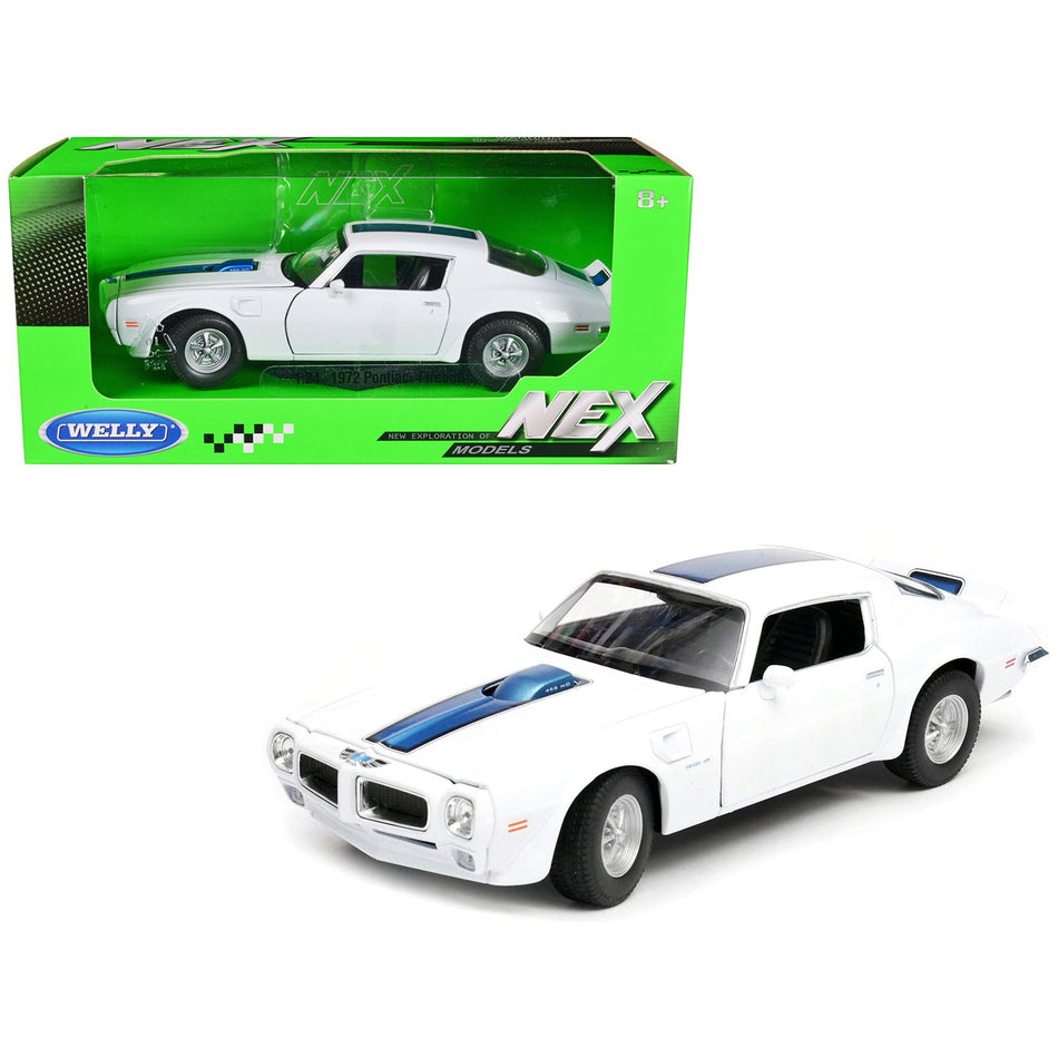 1972 Pontiac Firebird Trans Am White 1/24 Diecast Model Car by Welly