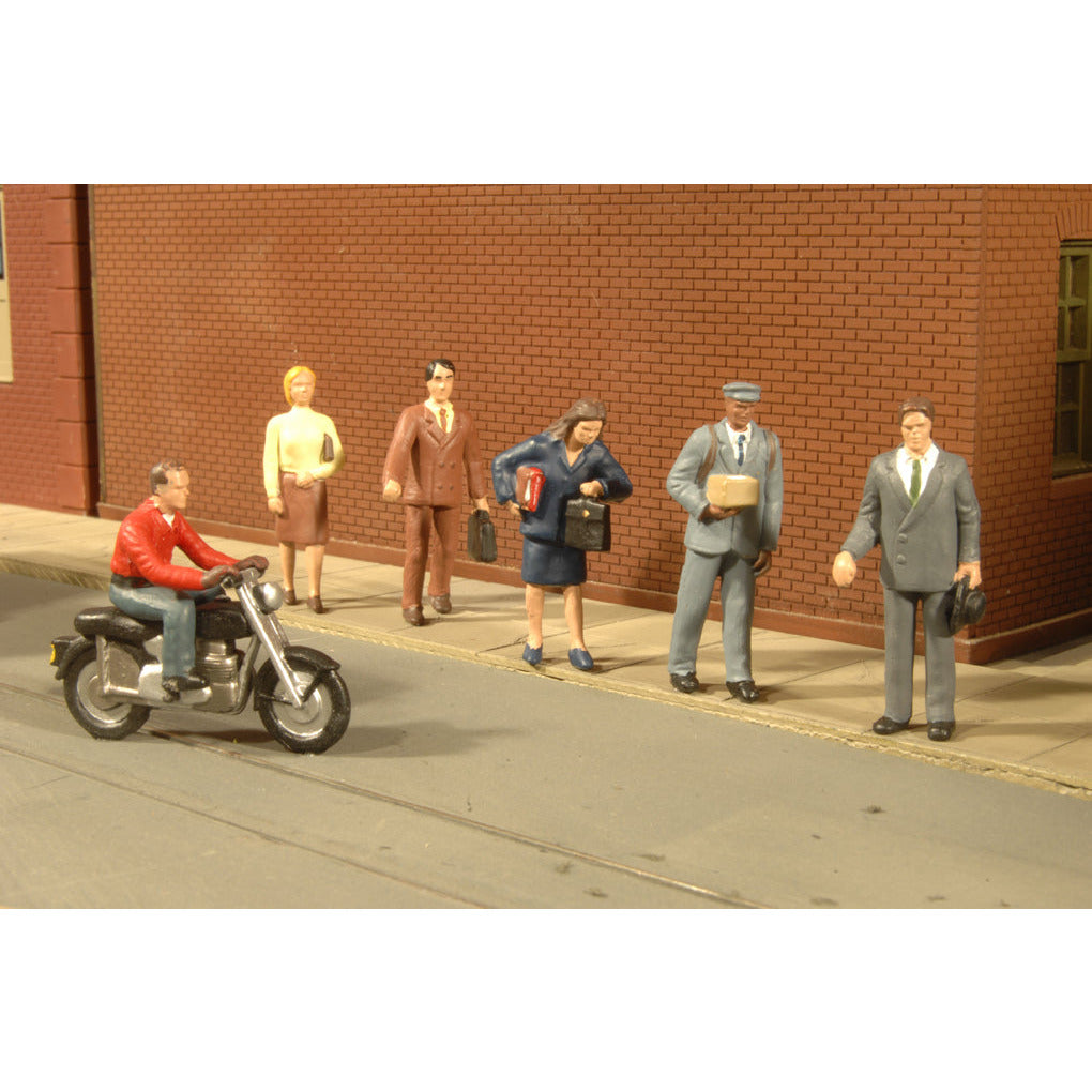 Bachmann City People with Motorcycle - HO Scale