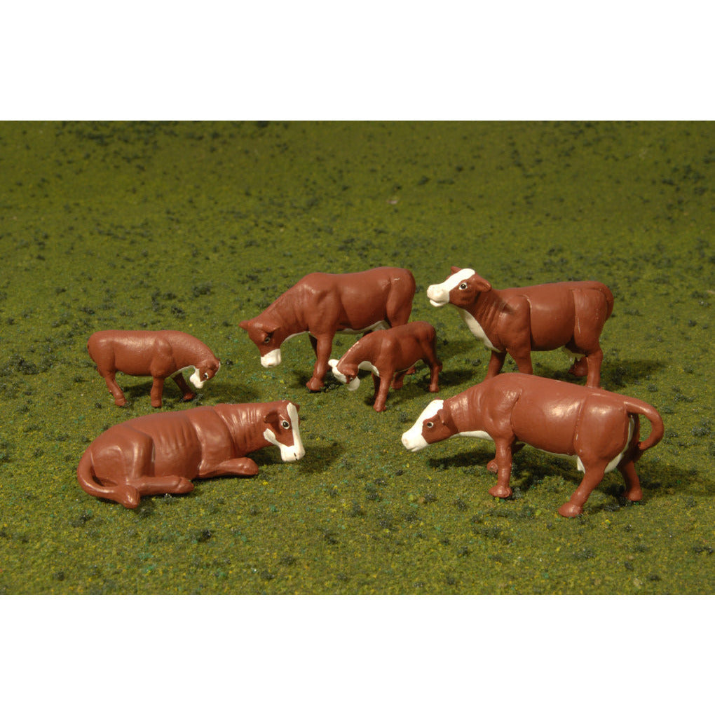 Bachmann Cows - Brown & White - HO Scale