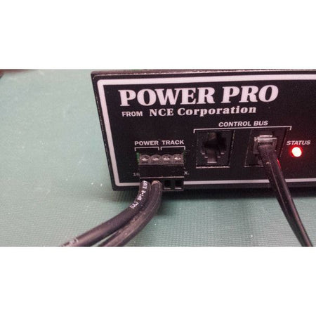 4 PIN CONNECTOR PLUG - NCE - ModelCars.com