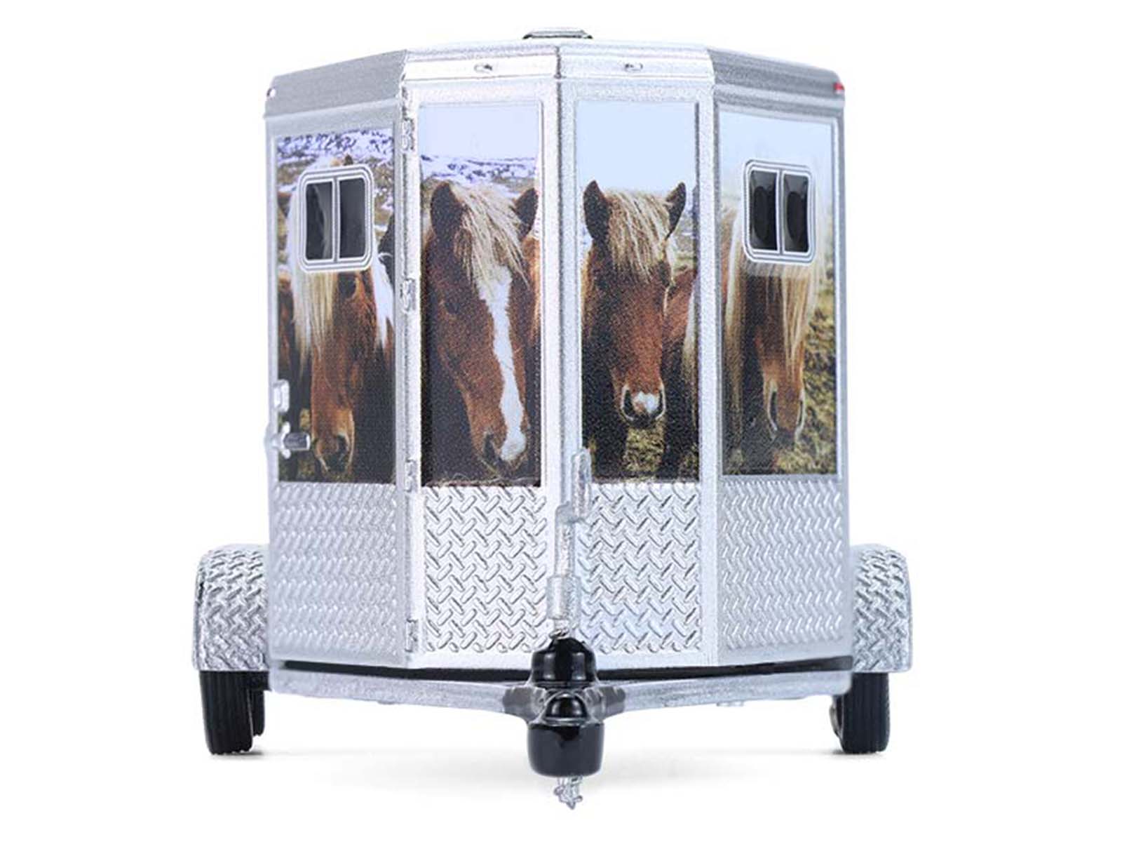 Horse trailer model 48110F-5__77212 with horses visible