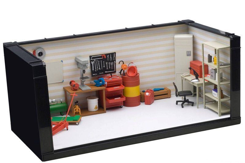 Garage Kit Set for 1/18 Scale Models by Autoart - view 2