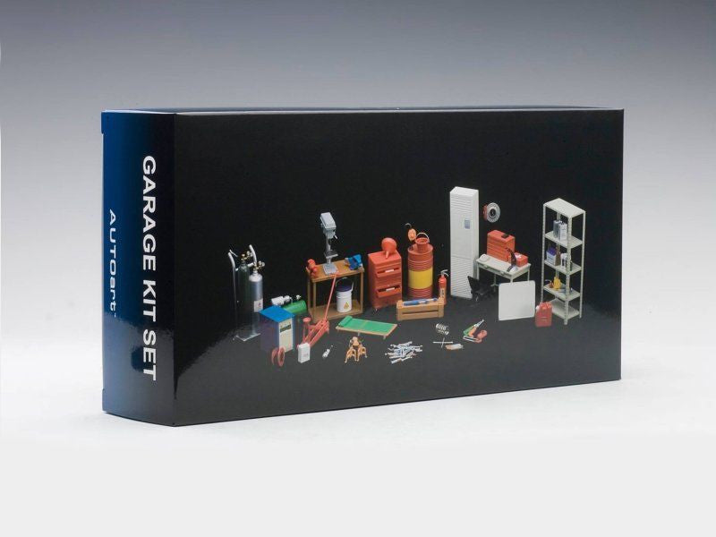 Garage Kit Set for 1/18 Scale Models by Autoart - view 4