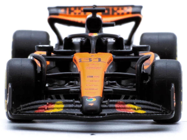 McLaren MCL39 #81 Oscar Piastri Formula One F1 "Australian GP" (2025) "Formula Racing" Series 1/64 Diecast Model Car by Bburago