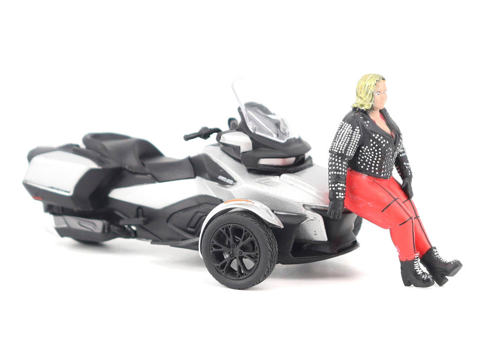 Can-Am Spyder RT 3-Wheel Motorcycle Hyper Silver Metallic with Driver Figure 1/32 Diecast Model by BRP Models