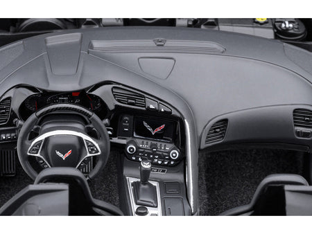 2019 Chevrolet Corvette C7 ZR1 Arctic White with Carbon Top 1/18 Model Car by Autoart - view 4