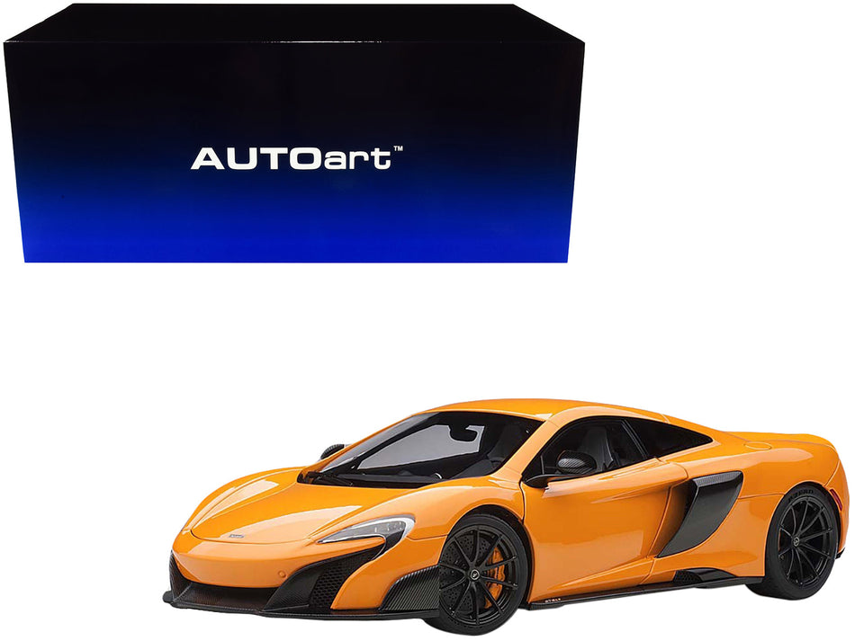 Mclaren 675LT Mclaren Orange 1/18 Model Car by Autoart