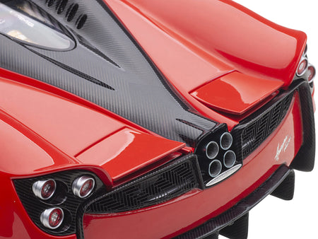 Pagani Huayra Roadster Rosso Monza Red and Carbon with Luggage Set 1/18 Model Car by Autoart - view 5