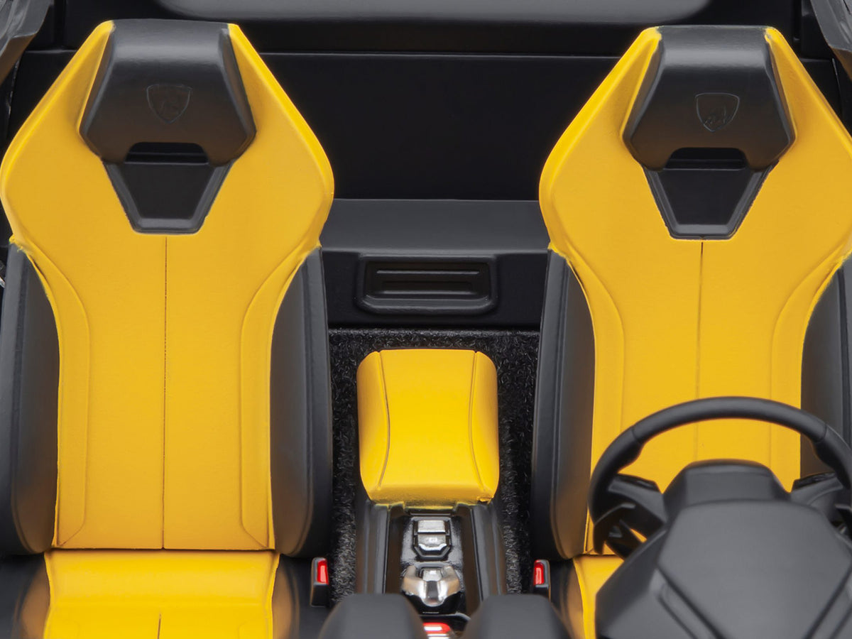 Lamborghini Huracan GT "LB-Silhouette Works" Yellow Metallic with Black Top 1/18 Model Car by Autoart - view 5