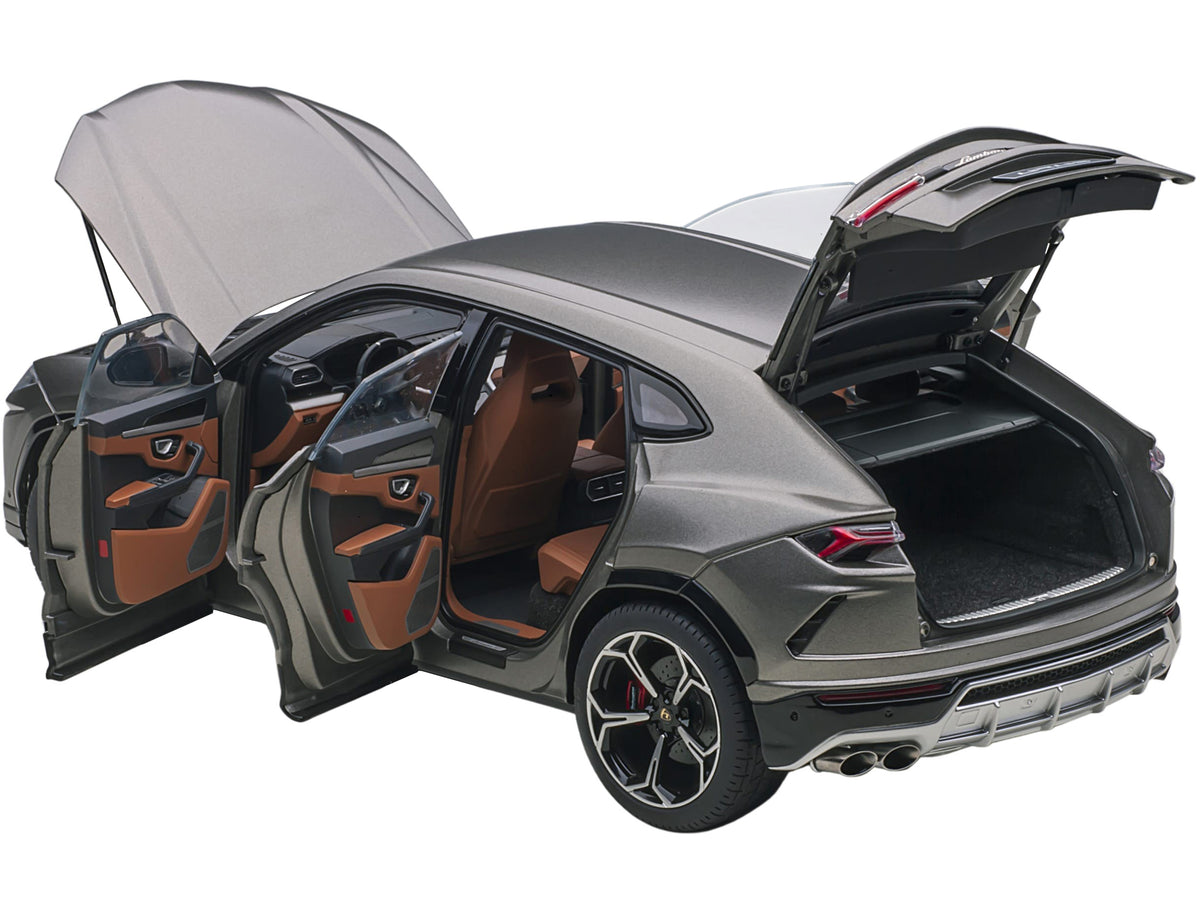 Lamborghini Urus Grigio Lynx Gray Metallic 1/18 Model Car by Autoart - view 2