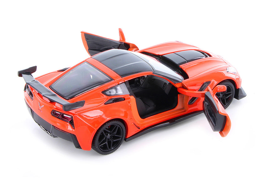 2019 Chevrolet Corvette ZR1 Orange with Black Accents 1/24 Diecast Model Car by Motormax - view 3