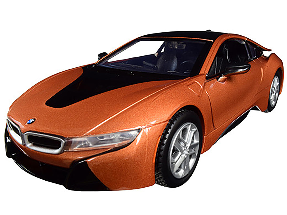 2018 BMW i8 Coupe Metallic Blue with Black Top 1/24 Diecast Model Car by Motormax - view 2