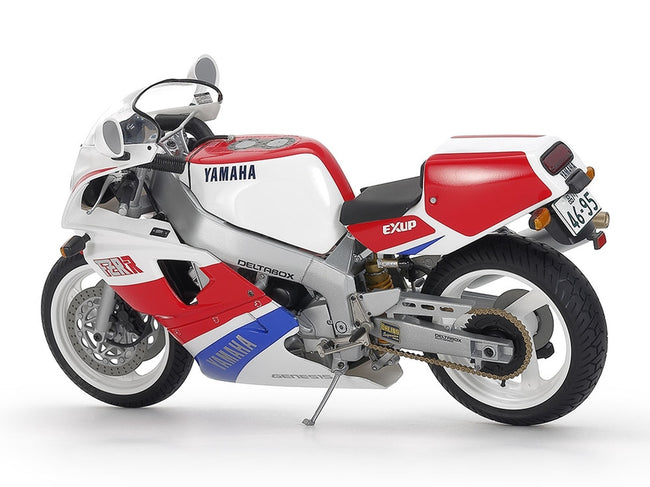 Tamiya 1/12 Yamaha FZR750R (OW01) Model Kit