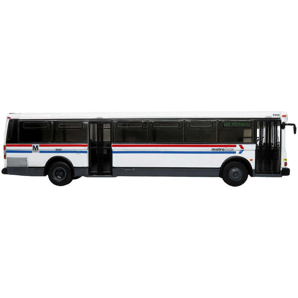 1980 Grumman 870 Advanced Design Transit Bus WMATA (Washington Metropolitan Area Transit Authority) Metro Bus "16S Pentagon" "Vintage Bus & Motorcoach Collection" 1/87 Diecast Model by Iconic Replicas