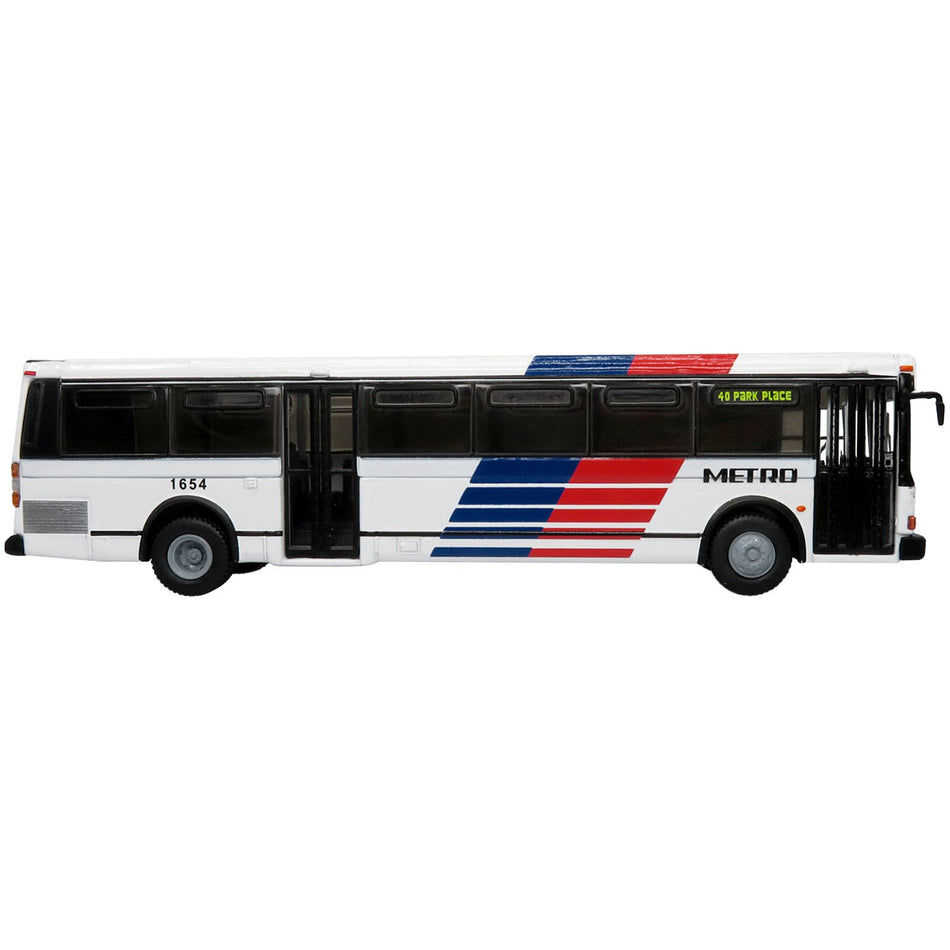 1980 Grumman 870 Advanced Design Transit Bus Metro Houston "40 Park Place" "Vintage Bus & Motorcoach Collection" 1/87 Diecast Model by Iconic Replicas