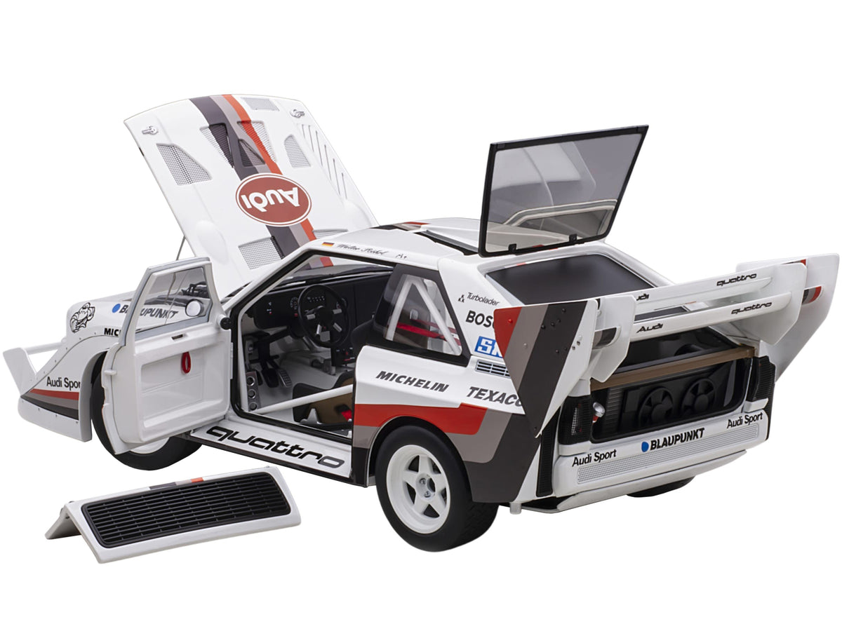 Audi Quattro S1 #1 Walter Roehrl Winner Pikes Peak (1987) 1/18 Model Car by Autoart - view 2