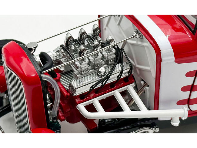 Nailhead Engine Replica from "1932 Ford 3 Window Coupe 'Peppermint Twist'" 1/18 Model by ACME