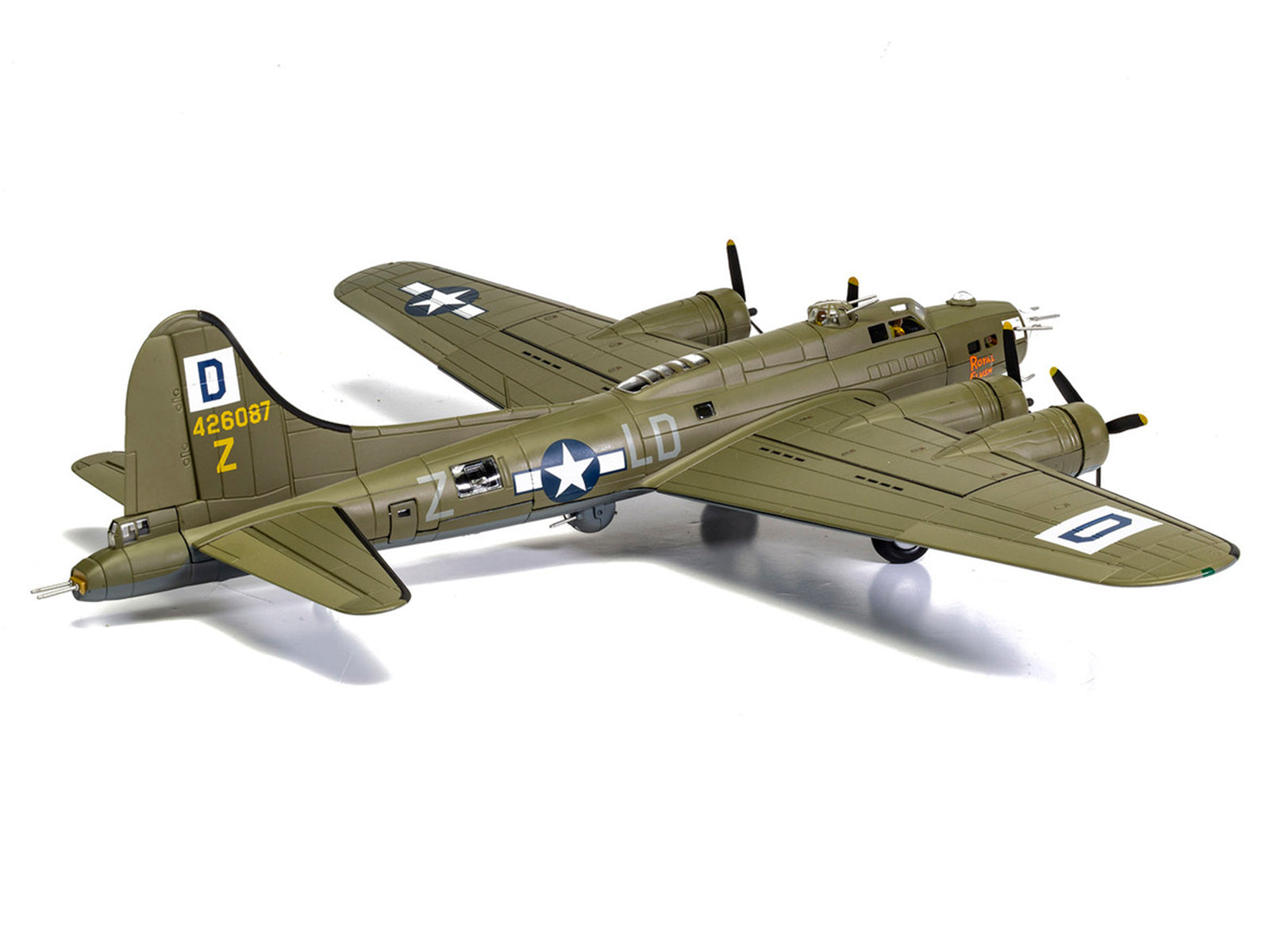 B-17 Flying Fortress model AA33322-3__67887