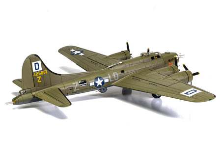 B-17 Flying Fortress model AA33322-3__67887