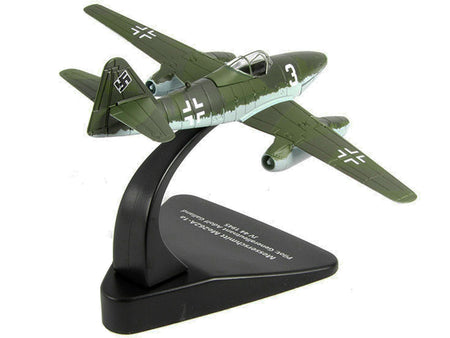 Messerschmitt Me262A-1a Fighter Jet Pilot: Generalleutnant Adolf Galland JV 44 (1945) "Oxford Aviation" Series 1/72 Diecast Model Airplane by Oxford Diecast