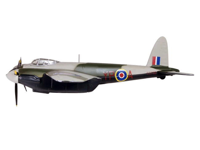 De Havilland Mosquito NF MKII Aircraft "Wing Commander Peter G. Wykeham-Barnes No. 23 Squadron Luqa Malta" (1943) Royal Air Force "Oxford Aviation" Series 1/72 Diecast Model Airplane by Oxford Diecast