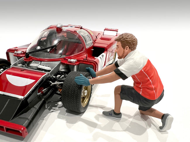 "Race Crew" Figure #1 for 1/18 scale models by American Diorama