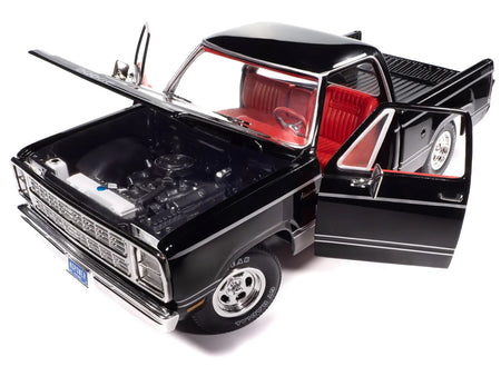 Black classic truck with red interior, AMM1355-2__56392