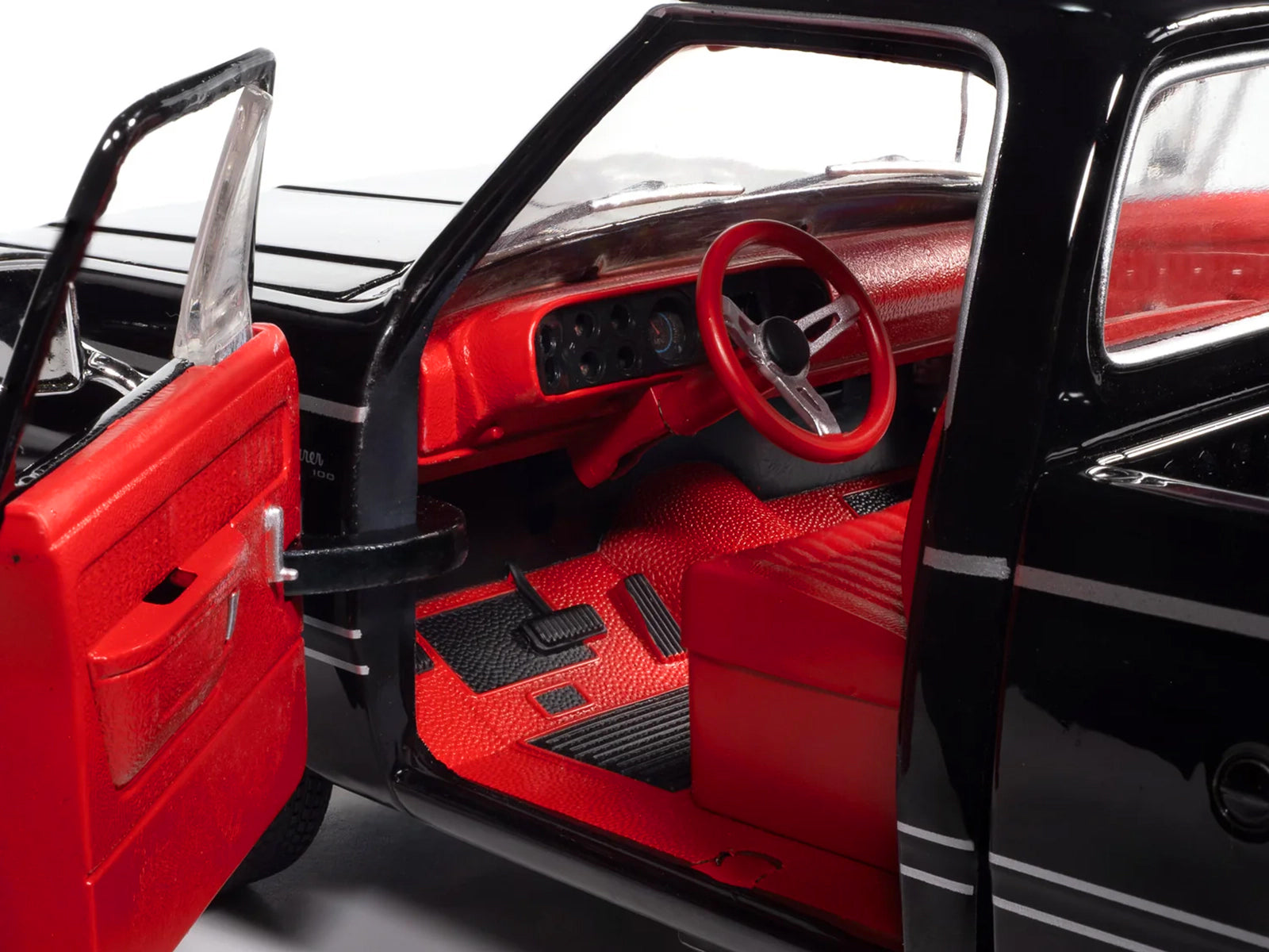AMM1355-4__60638 Black truck with red interior
