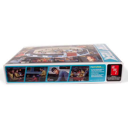 AMT1270M Star Trek model kit box showing bridge scene.