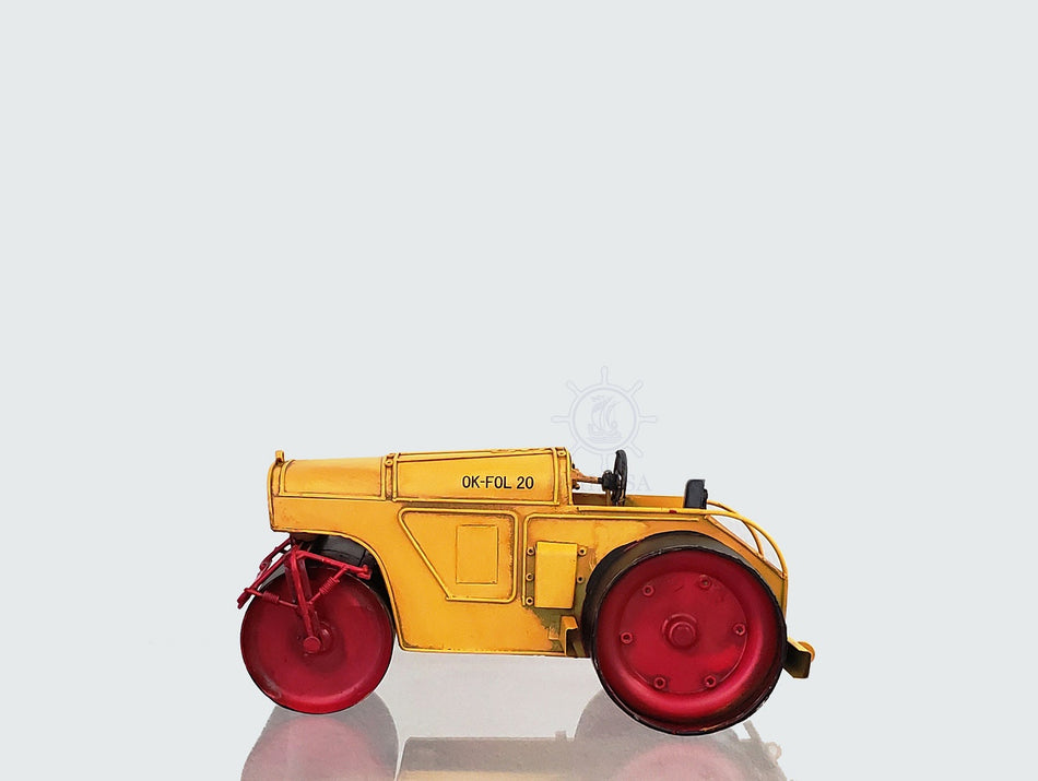 Metal Handmade Steam Roller Model