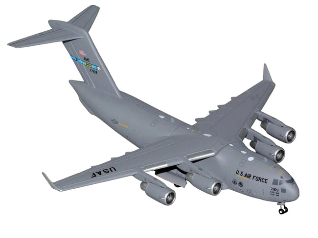 Boeing C-17 Globemaster III Transport Aircraft "Dover AFB" (77169) United States Air Force "Gemini Macs" Series 1/400 Diecast Model Airplane by GeminiJets