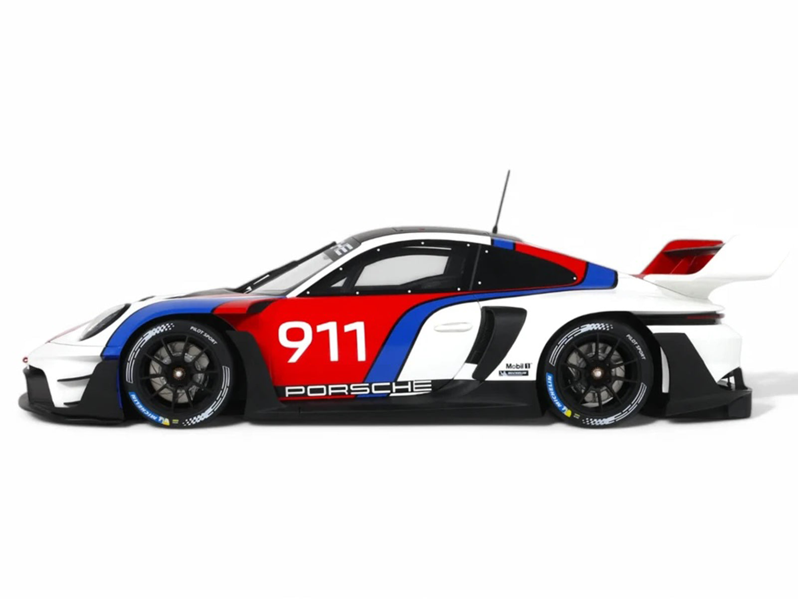 GT495-4 Porsche 911 Race Car