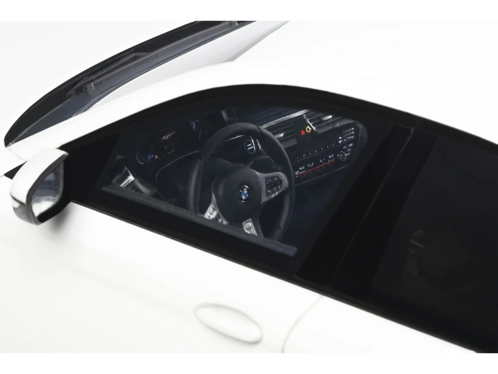GT496-2__50169 BMW car interior view