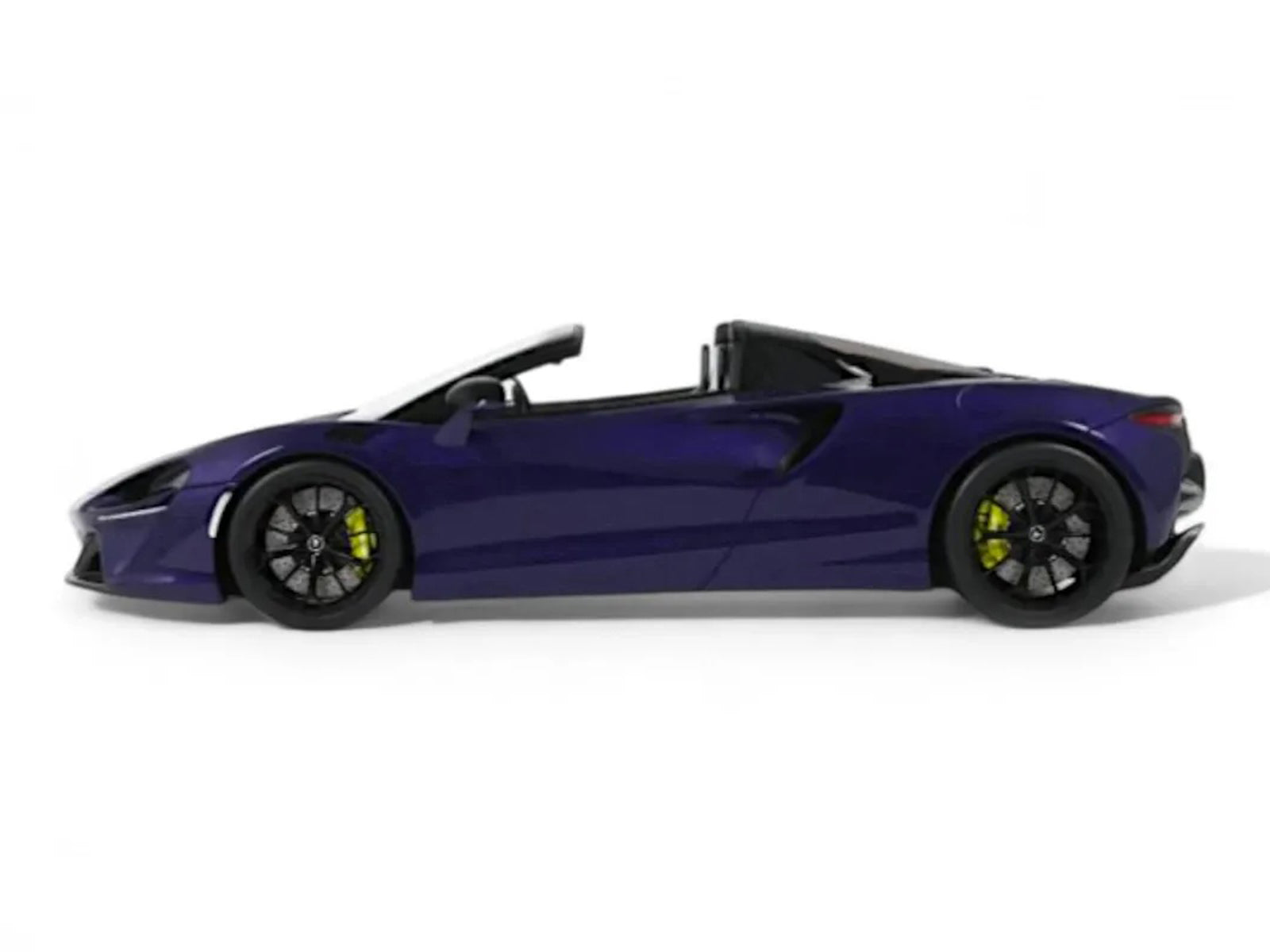 GT515-4 convertible sports car side view