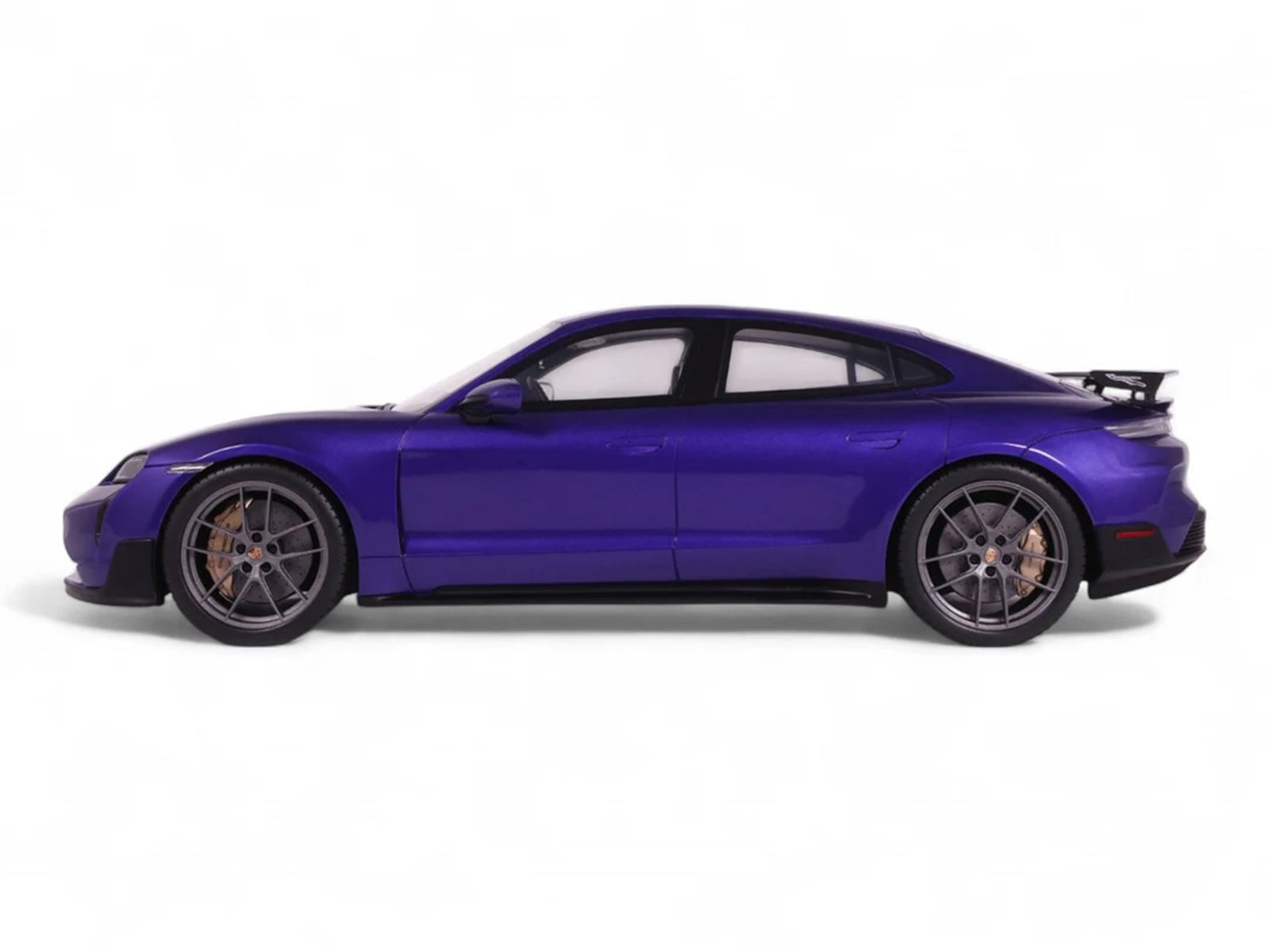 GT520-4 Porsche Taycan in purple