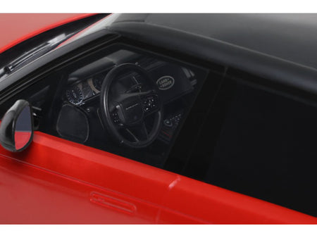GT523-2__33190 Red car interior with black roof
