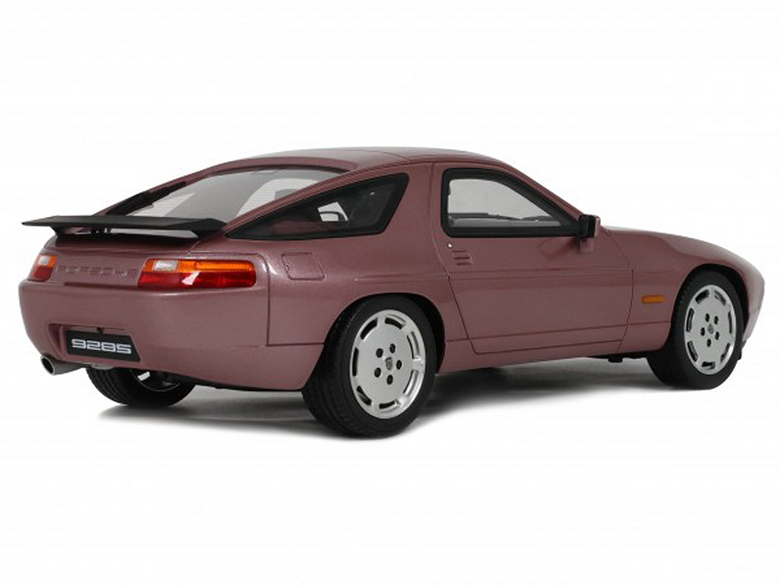 Porsche 928 GT524-5__45463 model car, rear view.