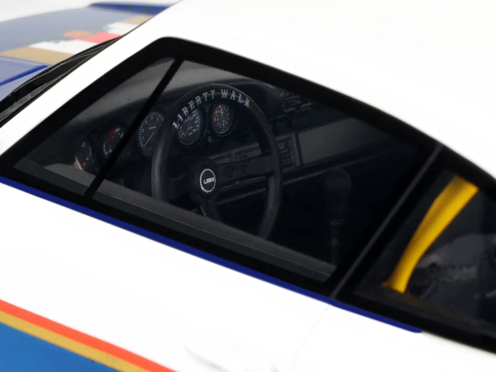 GT530-2 Liberty Walk car interior view