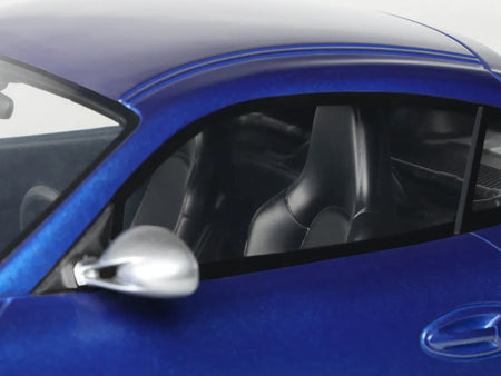 GT901-3 Porsche 74281 - Close up of blue car interior