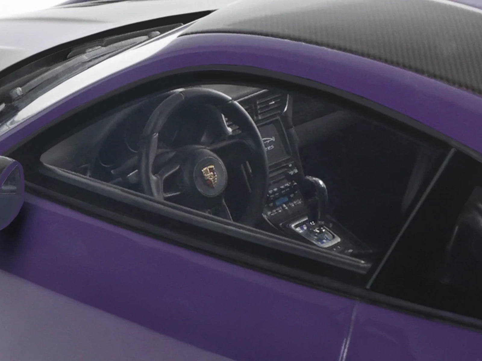 GT926-2__86577 Purple Porsche interior detail