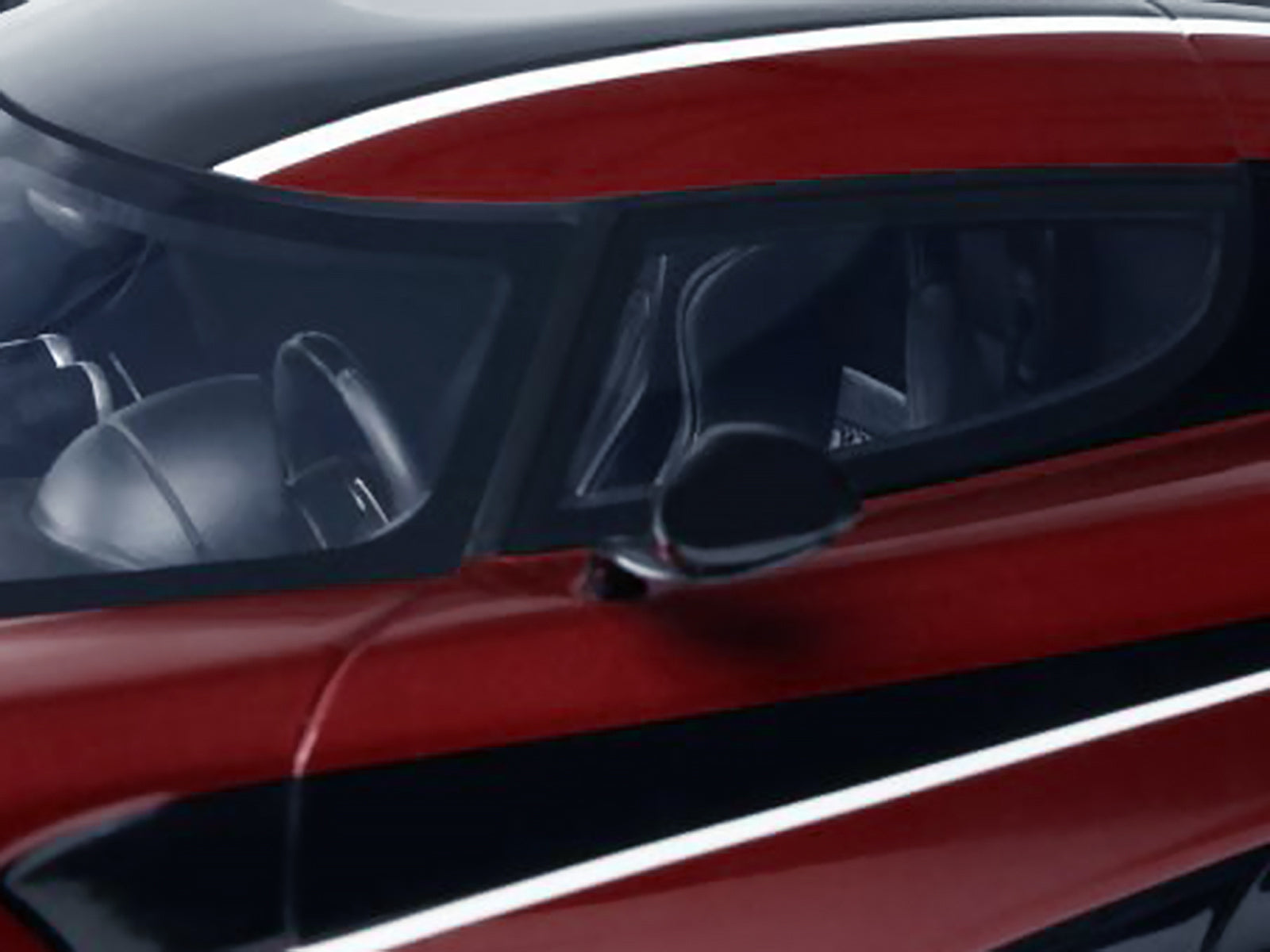 GT931-2__41106 Red and Black Car Detail