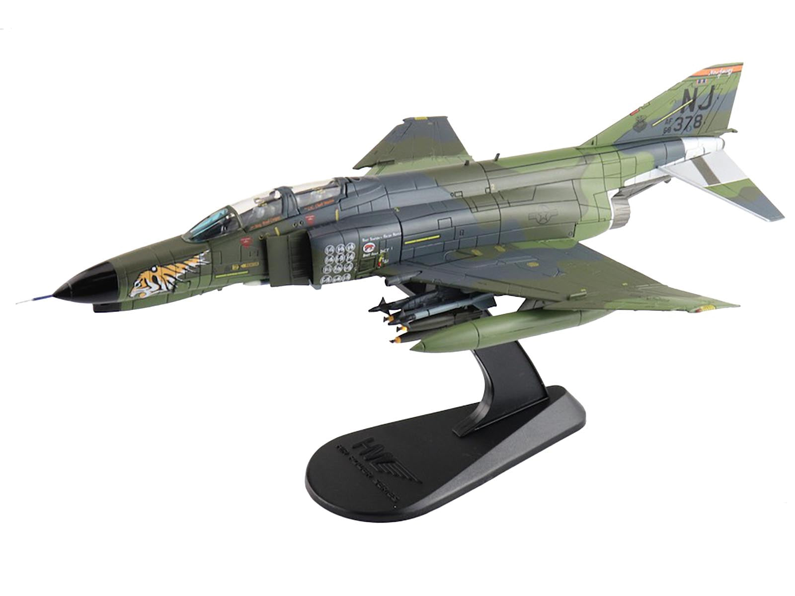 McDonnell Douglas F-4E Phantom II Fighter-Bomber Aircraft "108th Tactical Fighter Wing New Jersey" (1988) United States Air Force "Air Power Series" 1/72 Diecast Model by Hobby Master