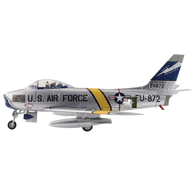 North American F-86F Sabre Fighter Aircraft "24872 Gene Kranz My Darling Marta, 69th Fighter Bomber Squadron, EAA Aviation Museum" United States Air Force "Air Power Series" 1/72 Diecast Model by Hobby Master