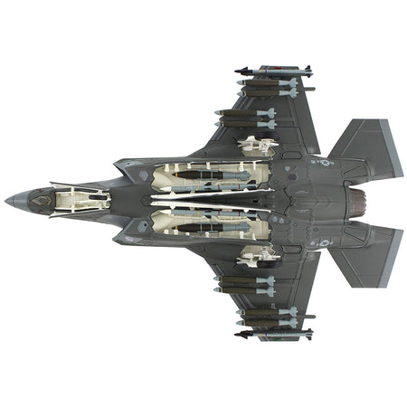 F-35 fighter jet model with weapons, HA4446-4__61557