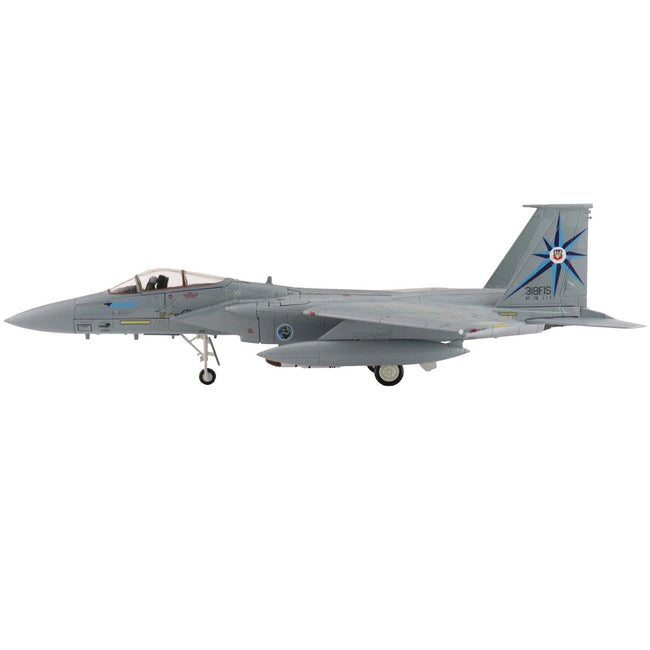 McDonnell Douglas F-15A Eagle Fighter Aircraft "76-0111 318th Fighter Interceptor Squadron" United States Air Force "Air Power Series" 1/72 Diecast Model by Hobby Master