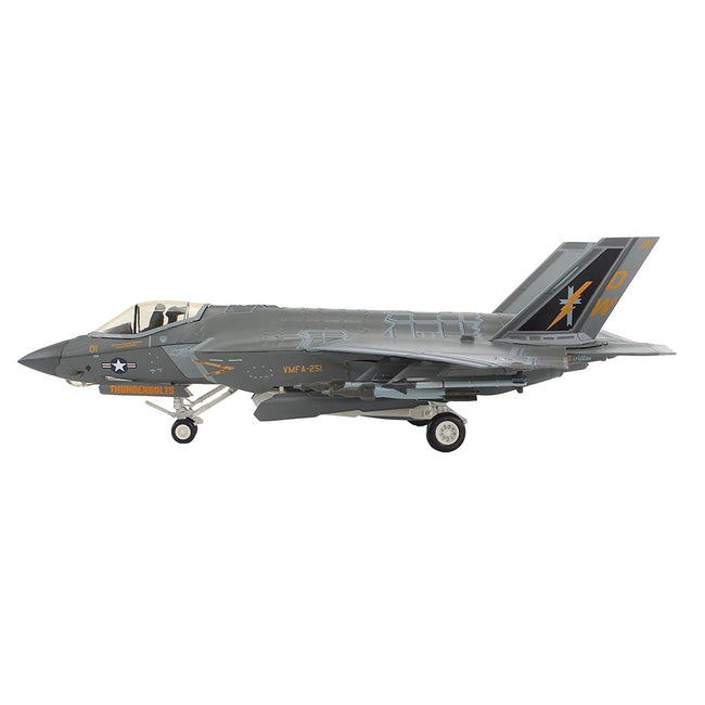 Lockheed F-35C Lightning II Aircraft "VMFA-251" (2024) United States Marine Corps "Air Power Series" 1/72 Diecast Model by Hobby Master