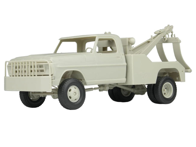 Skill 3 Model Kit 1972 Ford F-350 4x4 Tow Truck High Side Version 1/25 Scale Model by Moebius