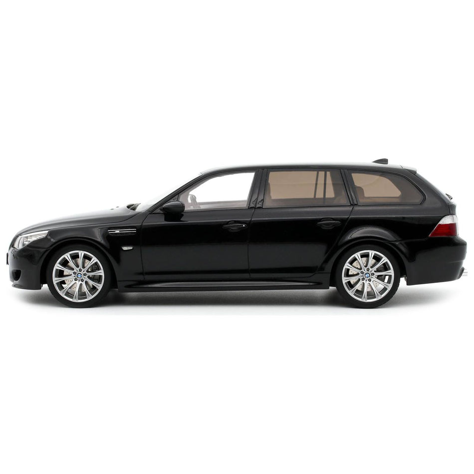 2004 BMW E61 M5 Wagon Black Saphire Metallic Limited Edition to 4000 pieces Worldwide 1/18 Model Car by Otto Mobile