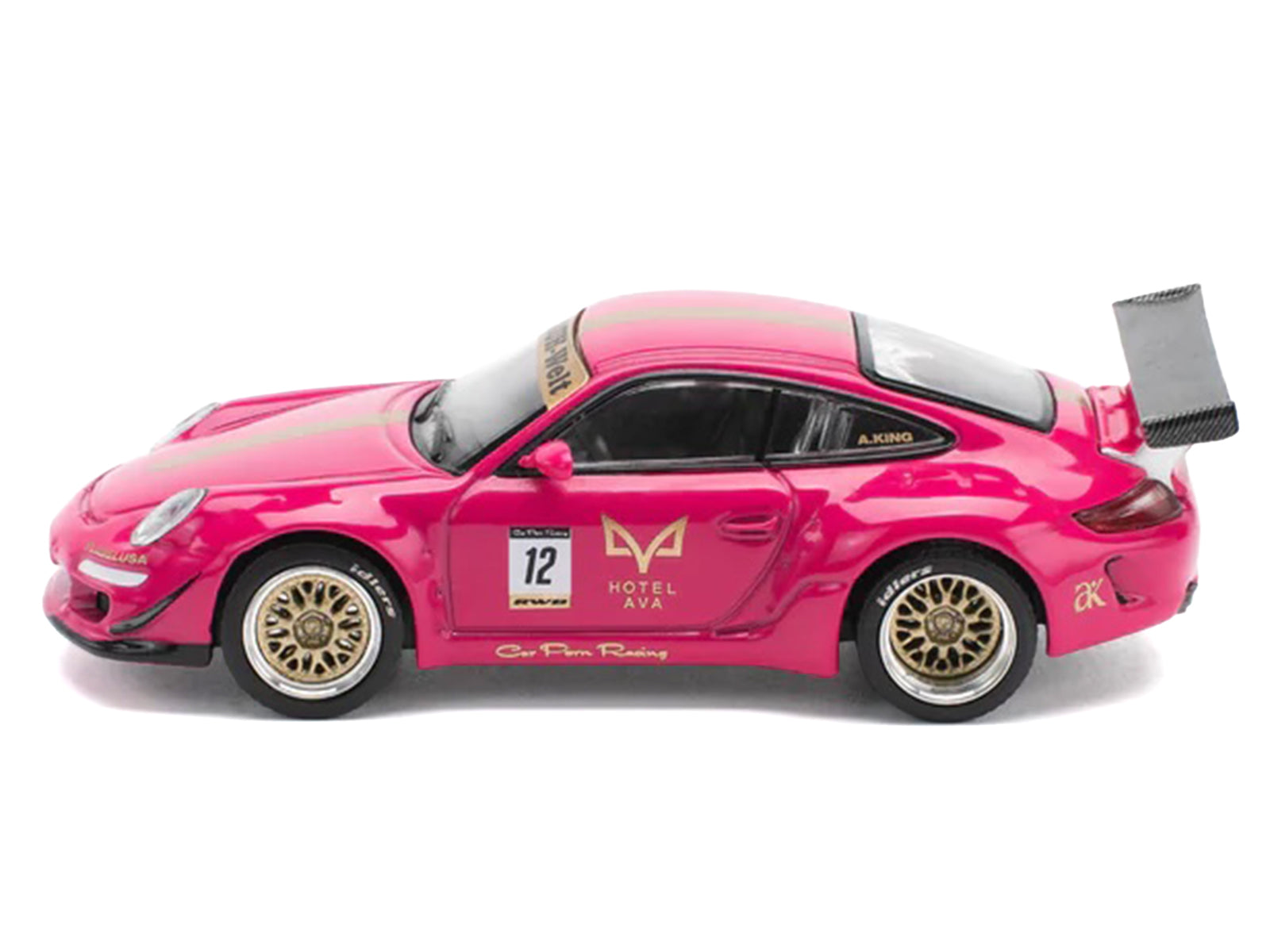 Pink Porsche race car PR640187-2__61462